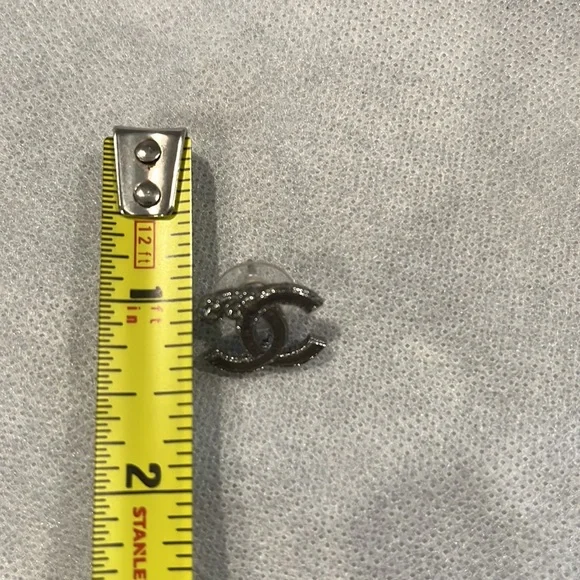 Authentic Chanel Fashion Earrings